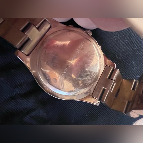 Marc by Marc Jacobs rose gold watch - Picture 7 of 11